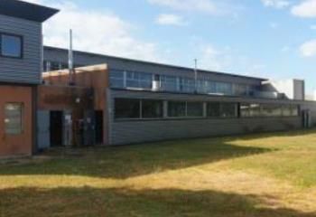 Local industriel à louer Entraigues-sur-la-Sorgue - Zone d'activités du Couquiou