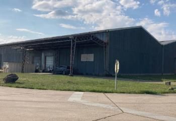 Location entrepôt Diors - Proche Châteauroux - 30 places de parking