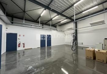 Local d'activité à louer Pommiers - Proximité A6, A46 et D306