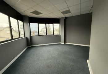 Location bureaux Beauvais - Site clos et sécurisé