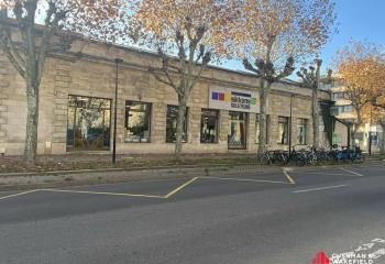 Location bureaux Bordeaux - Proche Tram C et Bus Lianes