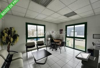 Location bureaux Saint-Bonnet-de-Mure - Proche RN6, A43 et A46