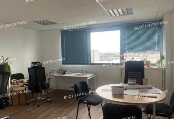 Vente bureaux Vannes - Proche lignes de bus et ascenseur