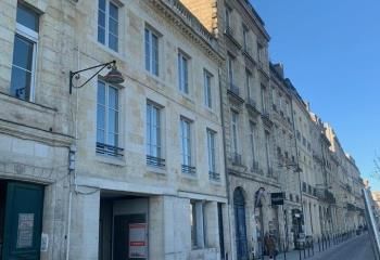 Sous-location bureaux Bordeaux - Quai des Chartrons, tram B et C