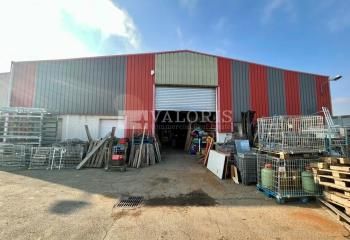 Local d'activité à louer Montluel - Proximité A42 et gare TER