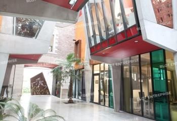 Location bureaux Nantes - Proximité ligne de bus