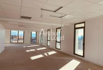 Bureaux à louer Pringy - Proche gare, bus, et autoroute Annecy-Nord