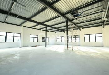 Surfaces d'activité à louer Dardilly - Proche A6 et bus