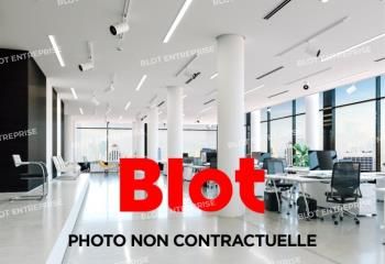 Location bureaux Plescop - Centre commercial, accès routiers fréquents