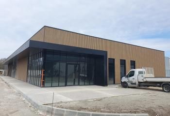 Local commercial à louer Sainte-Eulalie - Zone commerciale