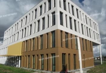 Location bureaux Pacé - Proche bus et accès 4 voies