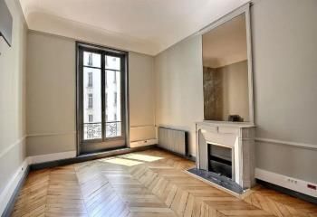 Location bureaux Paris 8 - Proche Gare Saint-Lazare