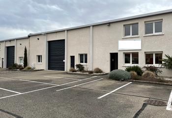 Local d'activité à louer Décines-Charpieu - Parc d'activité sécurisé