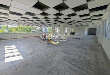 Location bureaux Clermont-Ferrand - Proche autoroute et transports en commun