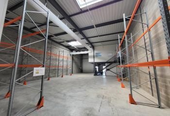 Local d'activité à louer Corbas - Accès quai et plain-pied