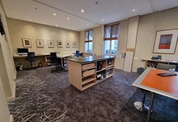 Location bureaux Neuilly-sur-Seine - Proche métro ligne 3 Pont de Levallois