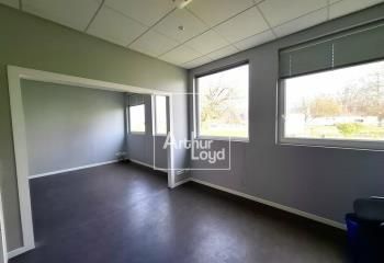 Location bureaux Limoges-Fourches - Proche A5 et A104, RER D