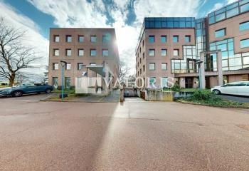 Vente bureaux Écully - Proche autoroute A6 et périphérique nord