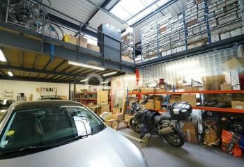 Local d'activité à louer Vaulx-en-Velin - Proximité RN383 et transports