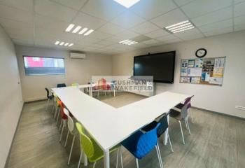 Location bureaux Nîmes - Proche autoroute et zone d'activités