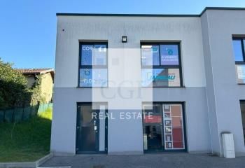 Bureaux à louer Saint-Laurent-de-Mure - Proche aéroport Lyon Saint-Exupéry et A432