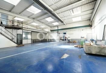 Local d'activité à vendre Saint-Priest - Proche D318 et bus