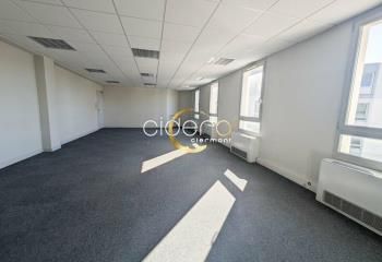 Location bureaux Clermont-Ferrand Nord - Proche A710, N89, bus et tram