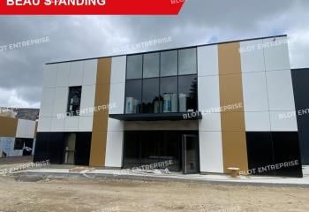 Location bureaux Saint-Martin-des-Champs - Proximité bus et 4 voies