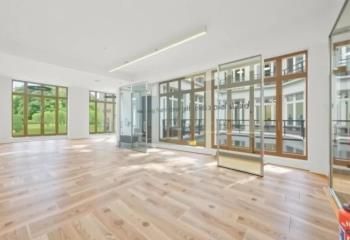 Location bureaux Paris 8 - Proximité Métro Saint-Philippe du Roule