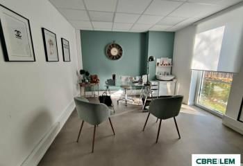 Vente bureaux Caen - Quartier de la polyclinique du Parc, proche bus et tram