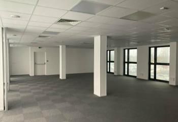 Location bureaux Tours Nord - Proche A10 et zone industrielle de la Milletière
