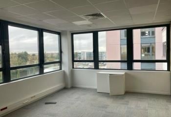 Location bureaux Tours Nord - Proche A10 et zone industrielle de la Milletière