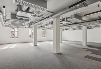 Location bureaux Paris 10, proche Canal Saint-Martin et transports