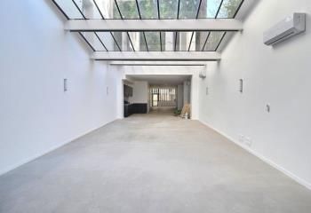 Vente bureaux Paris 20 - Proche transports, immeuble ancien