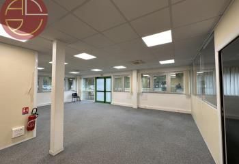 Location bureaux Castelnau-d'Estrétefonds, proche axes routiers et transports