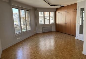 Location bureaux Reims centre - Proximité commerces et transports