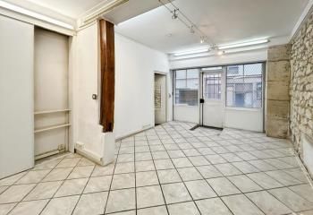 Location boutique Paris 9ème - Proche place de José Rizal