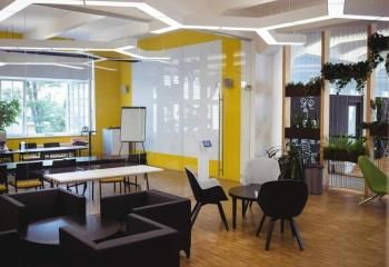 Location bureaux Marseille 1 - Quartier Euroméditerranée, proche transports