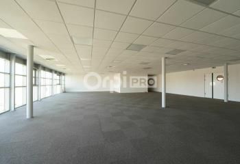 Vente bureaux Oullins - Proche métro B et bus