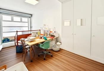 Location bureau Paris 17 - Proche Porte de Clichy, accès direct sur rue