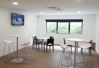 Bureaux dans Centre d'Affaires - Bezannes - Gare TGV Reims