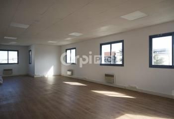 Location bureau Chassieu - Proche D148, E15 et bus ZI5, 76, 26