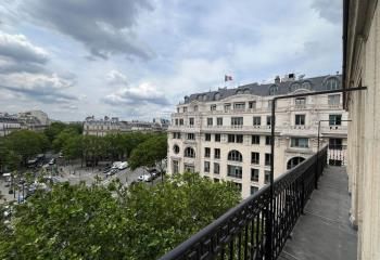 Location bureaux Paris 8 - Proximité gare Saint-Lazare et place Saint-Augustin