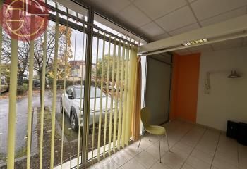 Local commercial à louer Lespinasse centre-ville