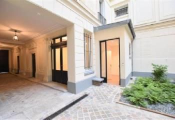 Location bureau Paris 8 - Proche Gare Saint-Lazare