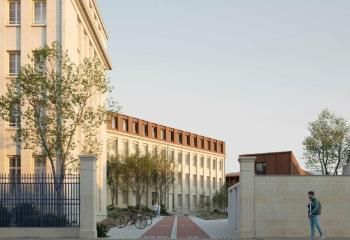 Location bureaux Bordeaux - Proche Tramway et Bus