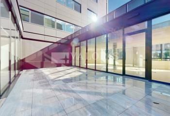 Bureaux à louer Limonest - Proche autoroutes A6 et RD 306