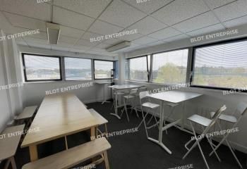 Location bureaux Cesson-Sévigné - Proche Rennes, bus, gare et 4 voies