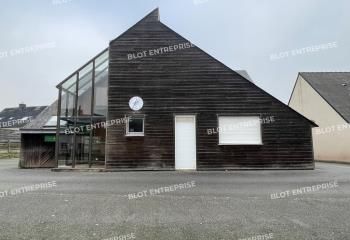 Vente bureaux Montfort-sur-Meu - Proximité ligne de bus