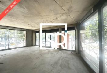 Location bureaux Clermont-Ferrand Centre - Proche transports en commun